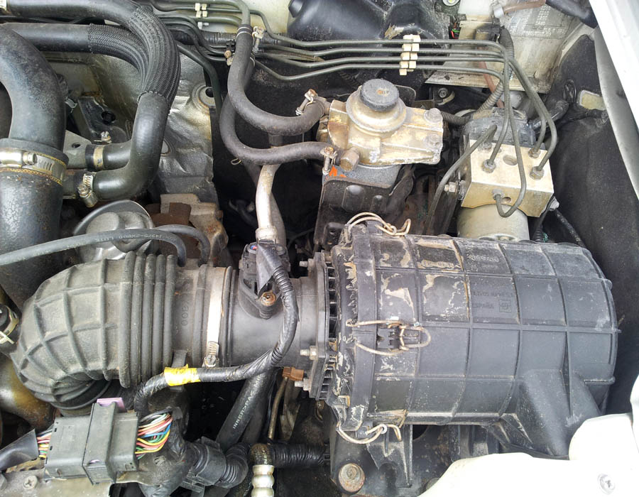 Nissan Terrano SVE TD air-intake-hose